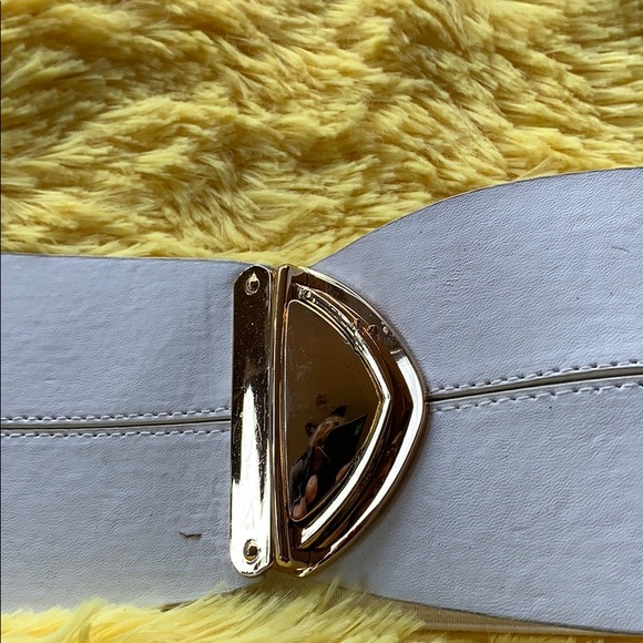 Women’s wide belt - Picture 2 of 4